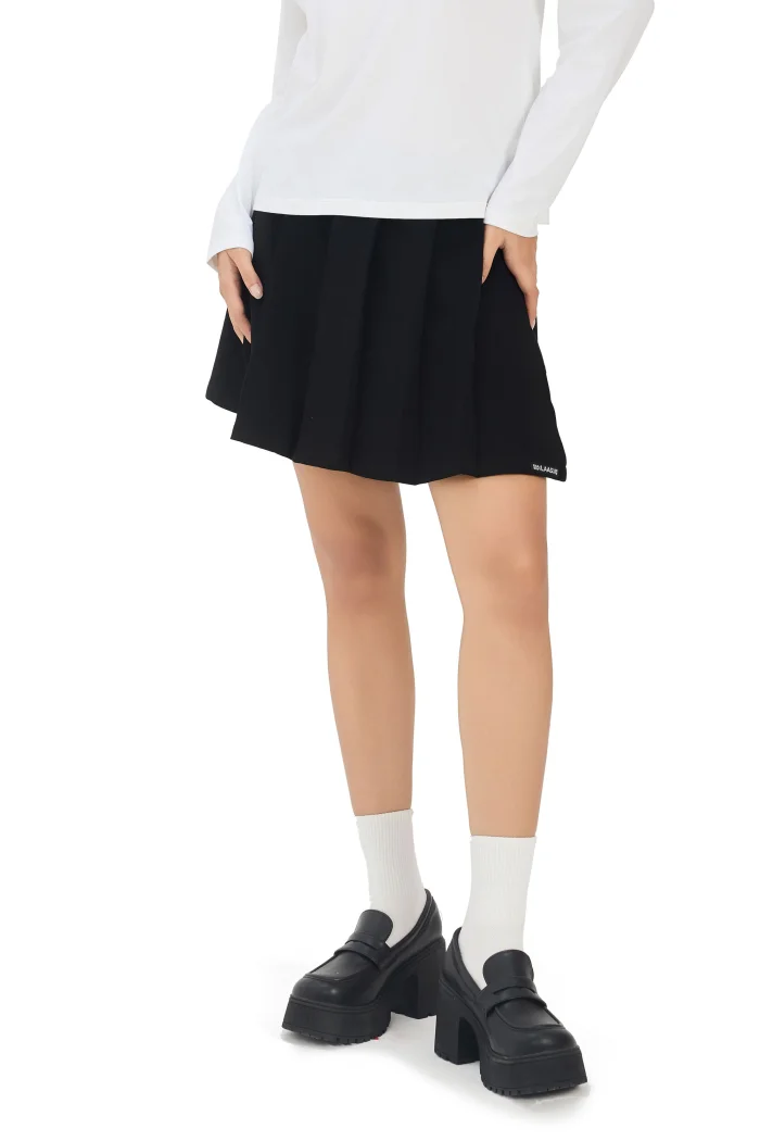 QUẦN VÁY XẾP LY ĐEN ĐEN